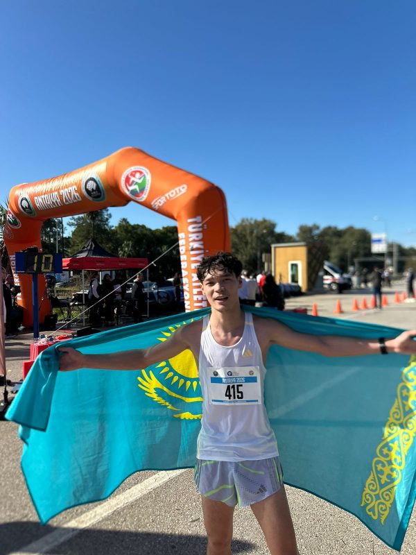 Егізбай Шерхан выполнил норматив на чемпионат мира и установил новый рекорд Казахстана