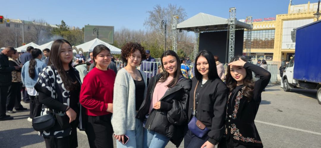 Студенты помогли в организации гастрофестиваля и конкурса «Лучший плов» 🍲