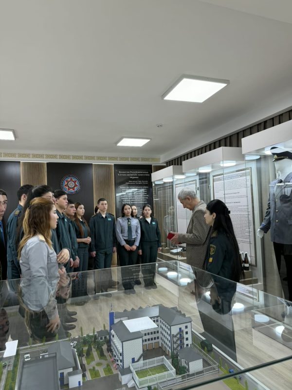 Студенты ознакомились с деятельностью Департамента КНБ по городу Шымкент
