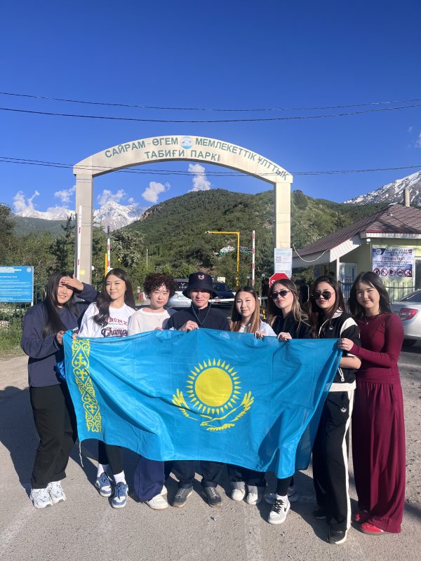 Учебная практика в Сайрам-Угаме: первые шаги в мир активного туризма! ⛰️🌿